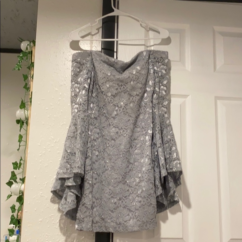 Beautiful Off The Shoulder dress!